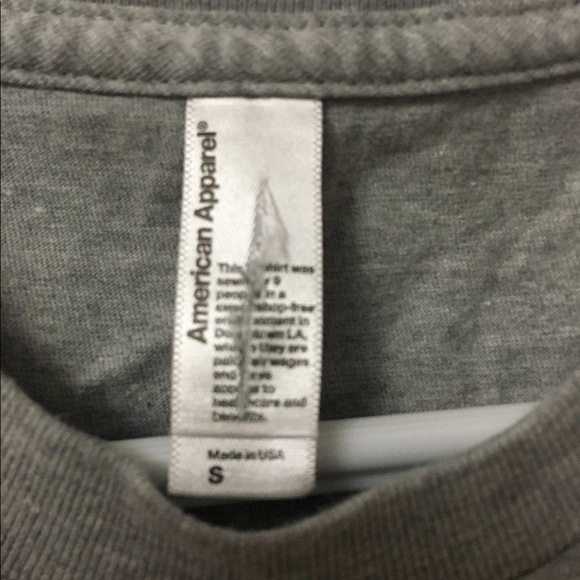 Grey American apparel t-shirt with logo - Picture 3 of 3